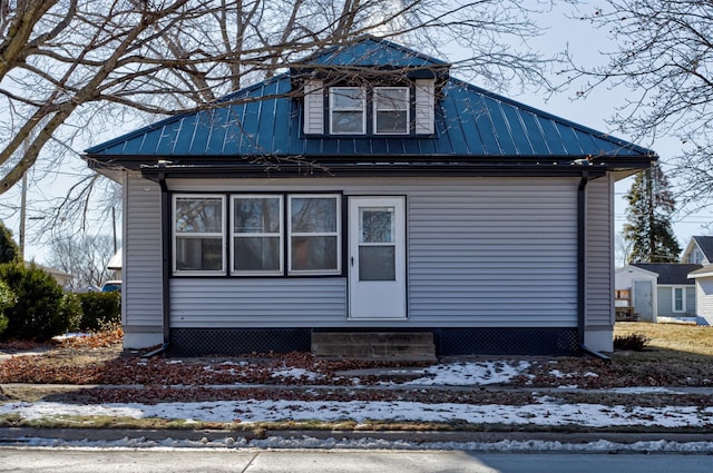 view of front of property