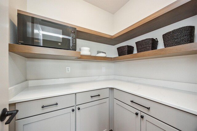 16315 Northpark Dr, Urbandale, IA 50323 - photo 15