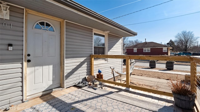 view of property entrance