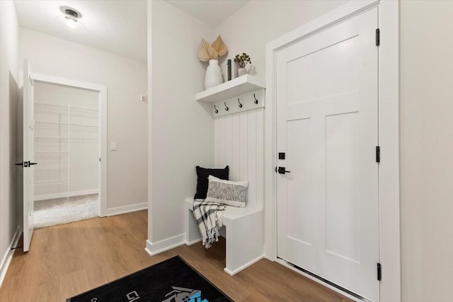 1902 16th Cir SE, Altoona, IA 50009 - mudroom with wood finished floors and baseboards