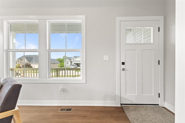 1632 20th Ave SE, Altoona, IA 50009 - entrance foyer with baseboards and wood finished floors