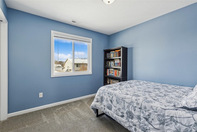 bedroom featuring carpet flooring