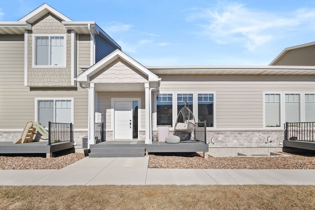 view of front of property with a porch