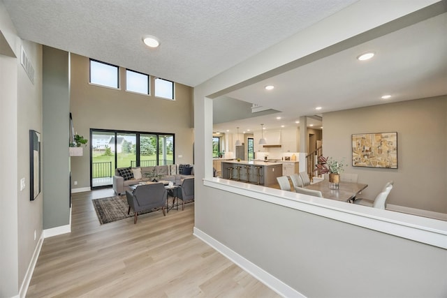 16210 Goodman Dr, Urbandale, IA 50323 - photo 2