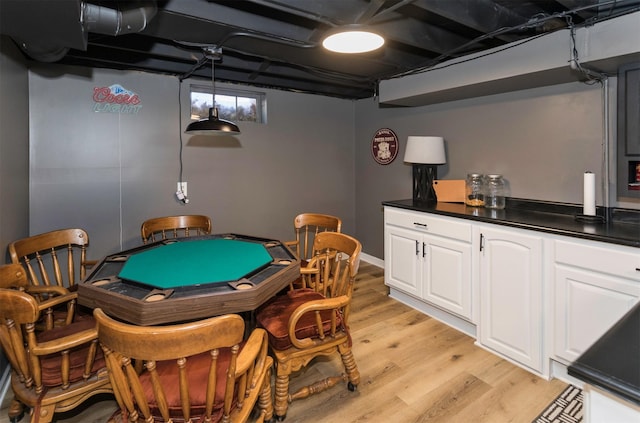 game room featuring light hardwood / wood-style flooring