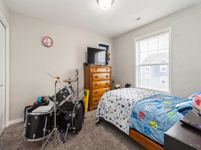 view of carpeted bedroom