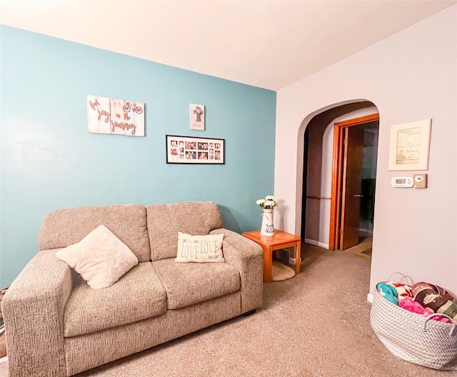 living room with carpet