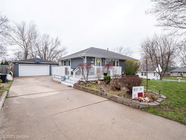 single story home featuring covered porch and a front yard