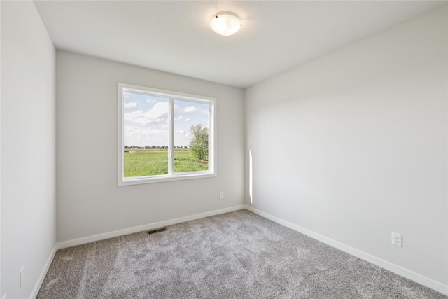 3423 5th Ave SE, Altoona, IA 50009 - unfurnished room featuring carpet flooring