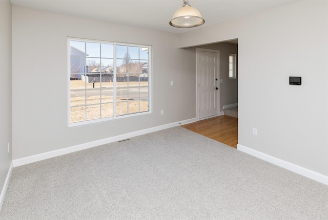 empty room with carpet