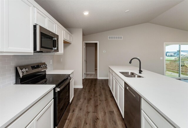 1186 NW Petersen Dr, Waukee, IA 50263
