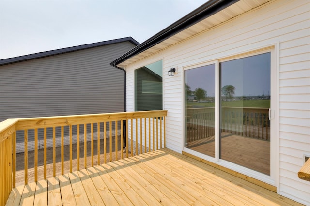 6423 NE 11th Ct, Des Moines, IA 50313 - view of wooden terrace