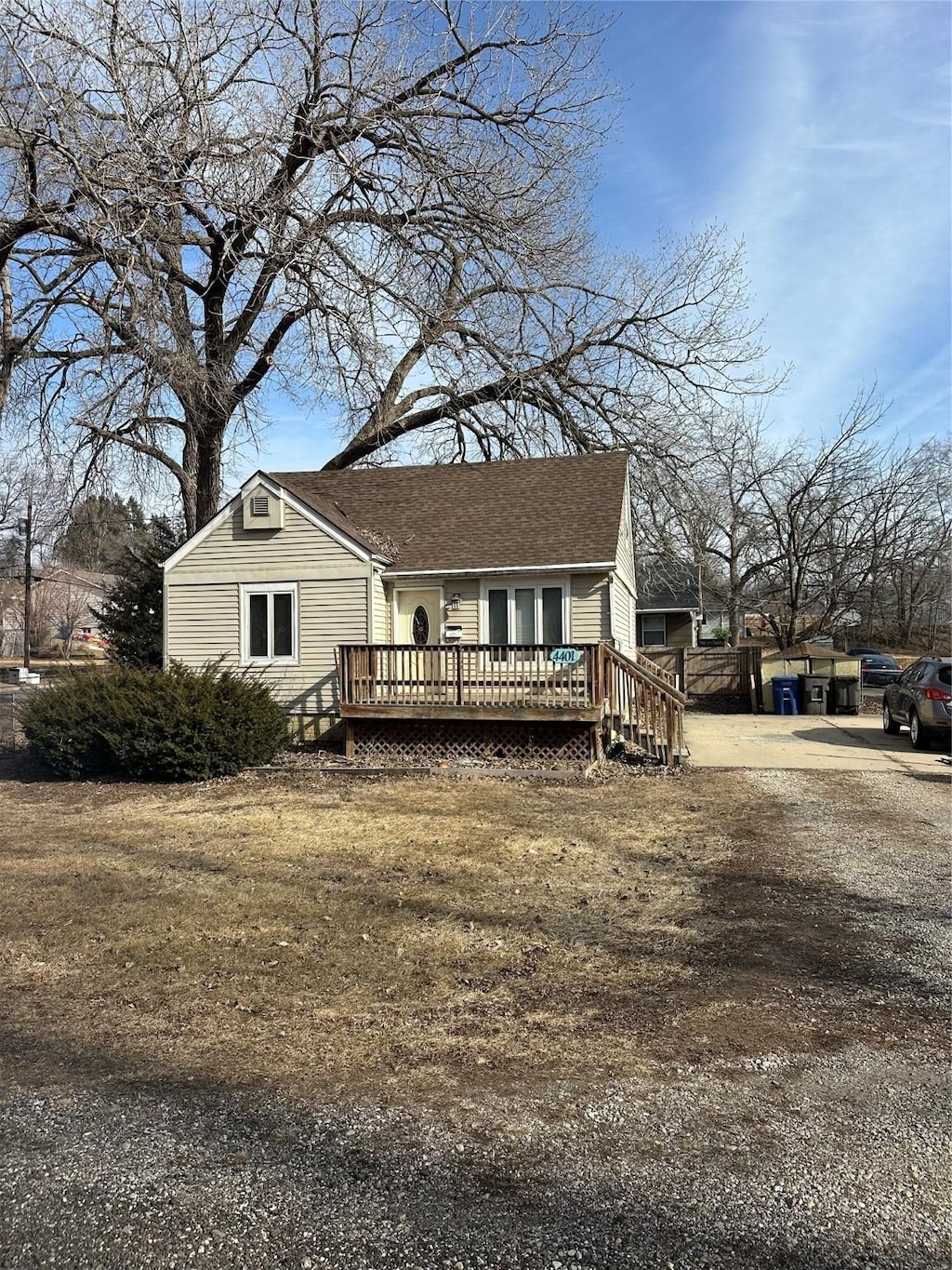 view of front of house featuring a deck