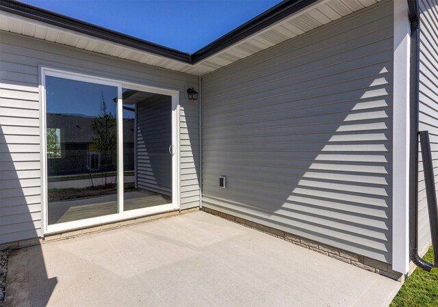 2228 Legacy Dr, Norwalk, IA 50211 - view of patio