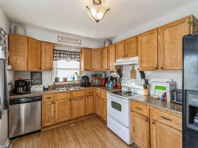 220 N 1st St, Carlisle, IA 50047 - photo 5