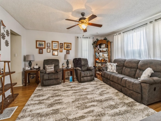 220 N 1st St, Carlisle, IA 50047 - photo 8
