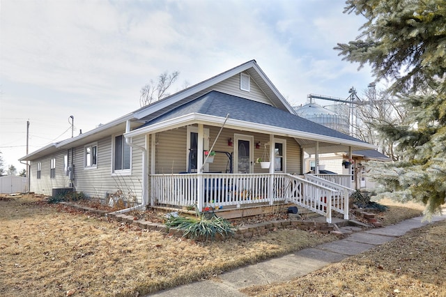 view of front of home featuring a porch