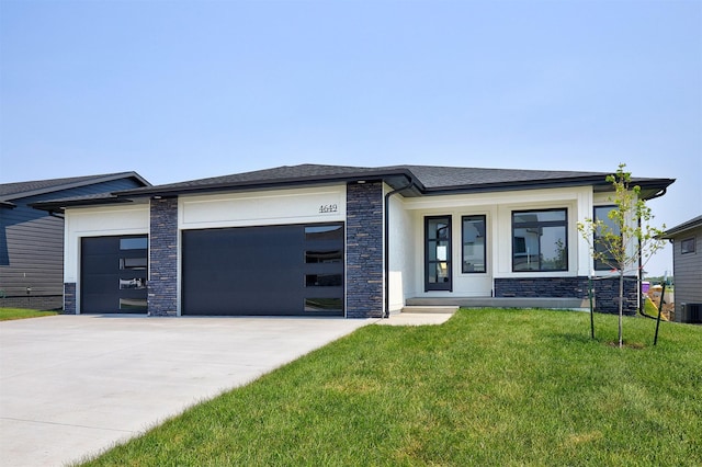 4649 179th St, Urbandale, IA 50323 - photo 1