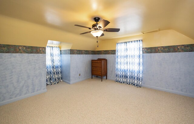 2711 Westover Blvd, Des Moines, IA 50322 - carpeted empty room featuring ceiling fan and baseboards