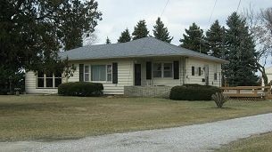405 Long St, Randall, IA 50231 - ranch-style home with a front lawn