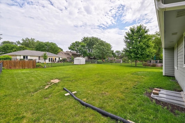 view of yard with a shed