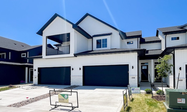 206 NE Doe Pointe Ln, Ankeny, IA 50021