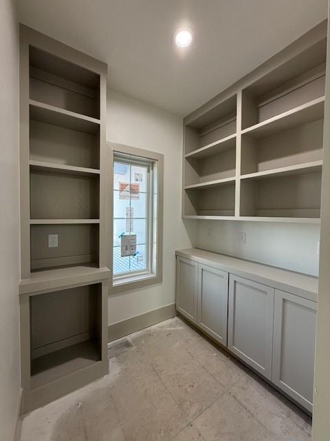 570 El Dorado Ct, Waukee, IA 50263 - unfurnished office with baseboards