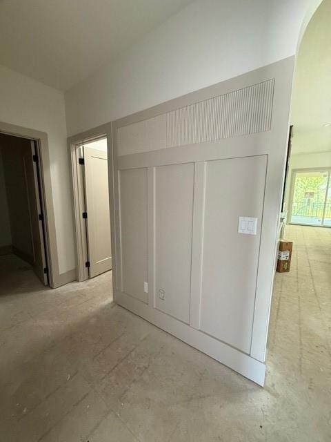 570 El Dorado Ct, Waukee, IA 50263 - unfurnished bedroom featuring a closet