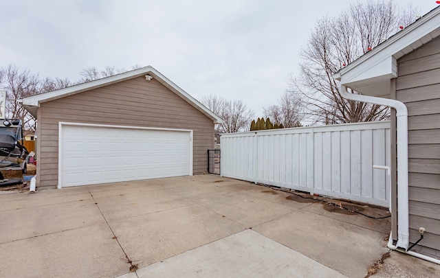 view of detached garage