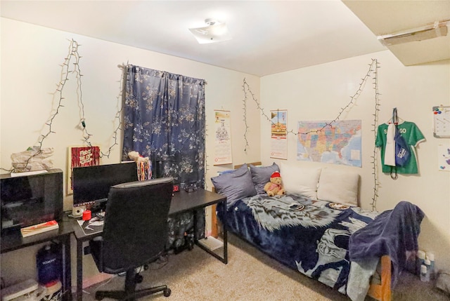 view of carpeted bedroom