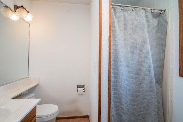 full bathroom with toilet, curtained shower, and vanity