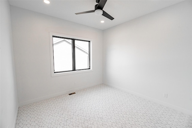 carpeted spare room with baseboards, ceiling fan, visible vents, and recessed lighting