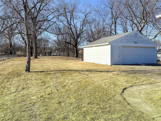 view of detached garage