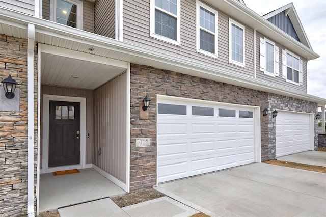 917 Maywood Ln, Waukee, IA 50263 - photo 1