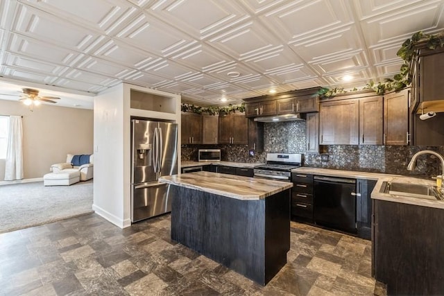 1813 Wiese Garden Rd, Marshalltown, IA 50158