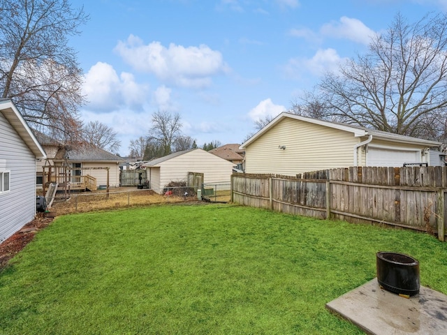 view of yard with fence