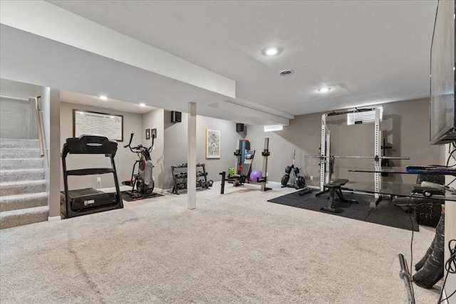 workout area with recessed lighting, carpet flooring, visible vents, and baseboards