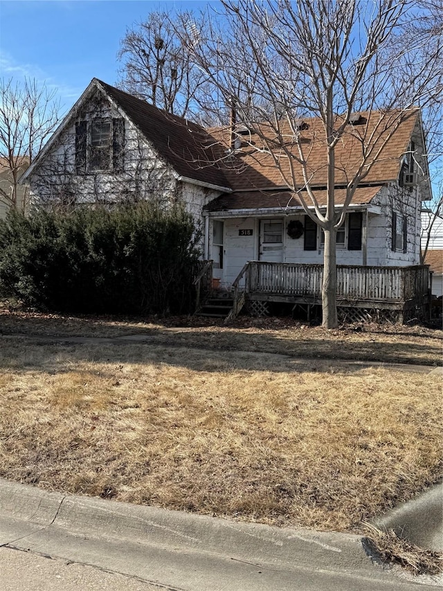 view of front of home with covered porch