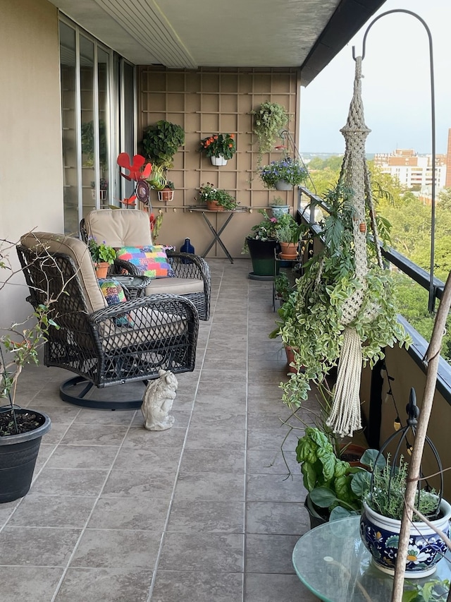 3663 Grand Ave Unit 1004, Des Moines, IA 50312 - view of balcony