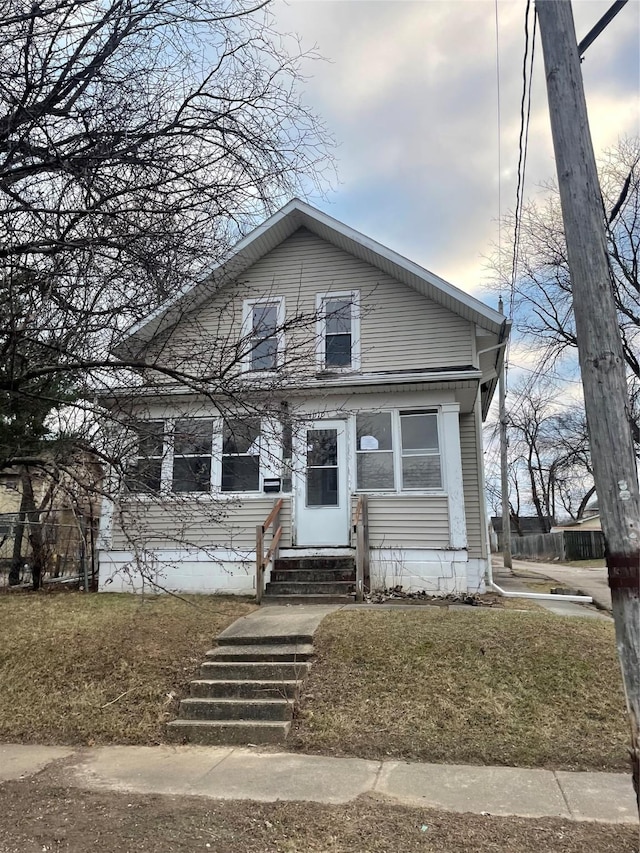 view of front of property featuring entry steps