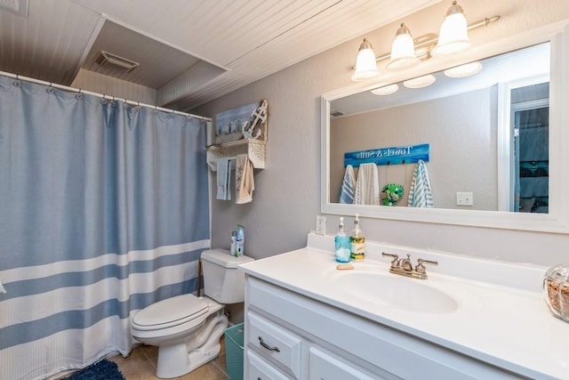 full bathroom with tile patterned flooring, visible vents, toilet, a shower with shower curtain, and vanity