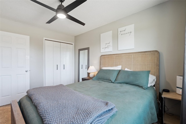 bedroom featuring a closet and ceiling fan