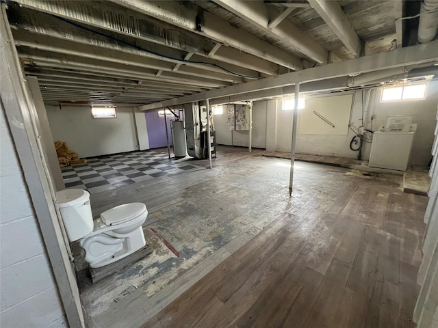 basement with washer / dryer and gas water heater