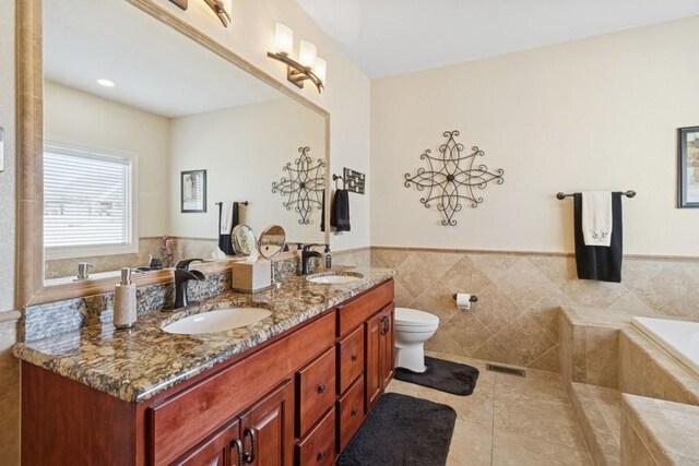 4209 162nd St, Urbandale, IA 50323 - photo 15