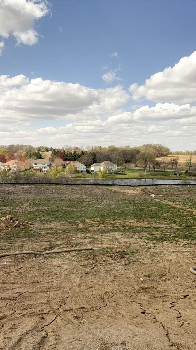 2926 Lake Hill Dr, Des Moines, IA 50320 - view of yard