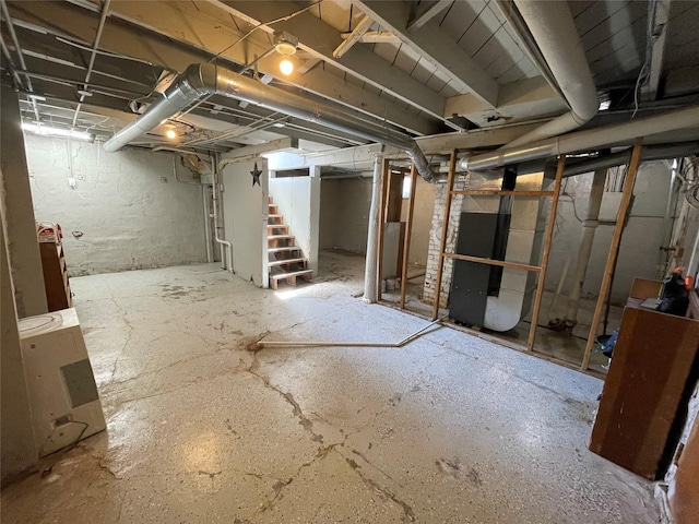 1144 Euclid Ave, Des Moines, IA 50313 - view of unfinished basement