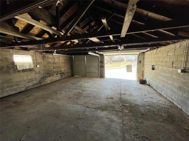 1144 Euclid Ave, Des Moines, IA 50313 - view of garage