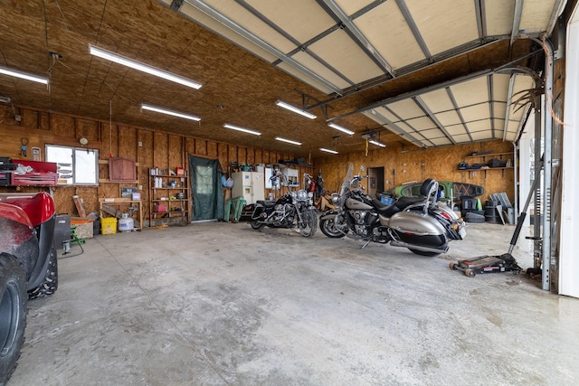 2141 320th St, Fort Dodge, IA 50501 - view of garage