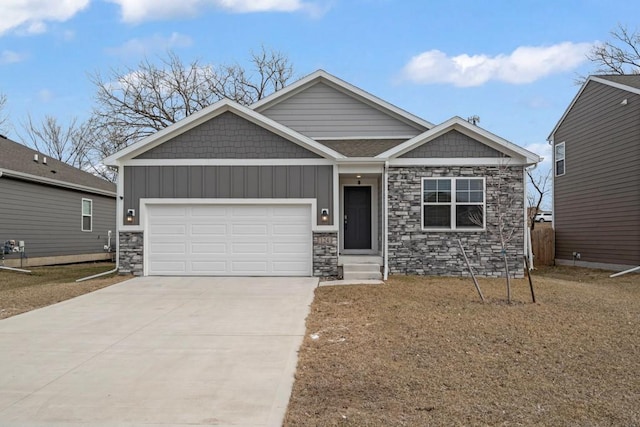 124 Dakota Cir, Waukee, IA 50263 - photo 1