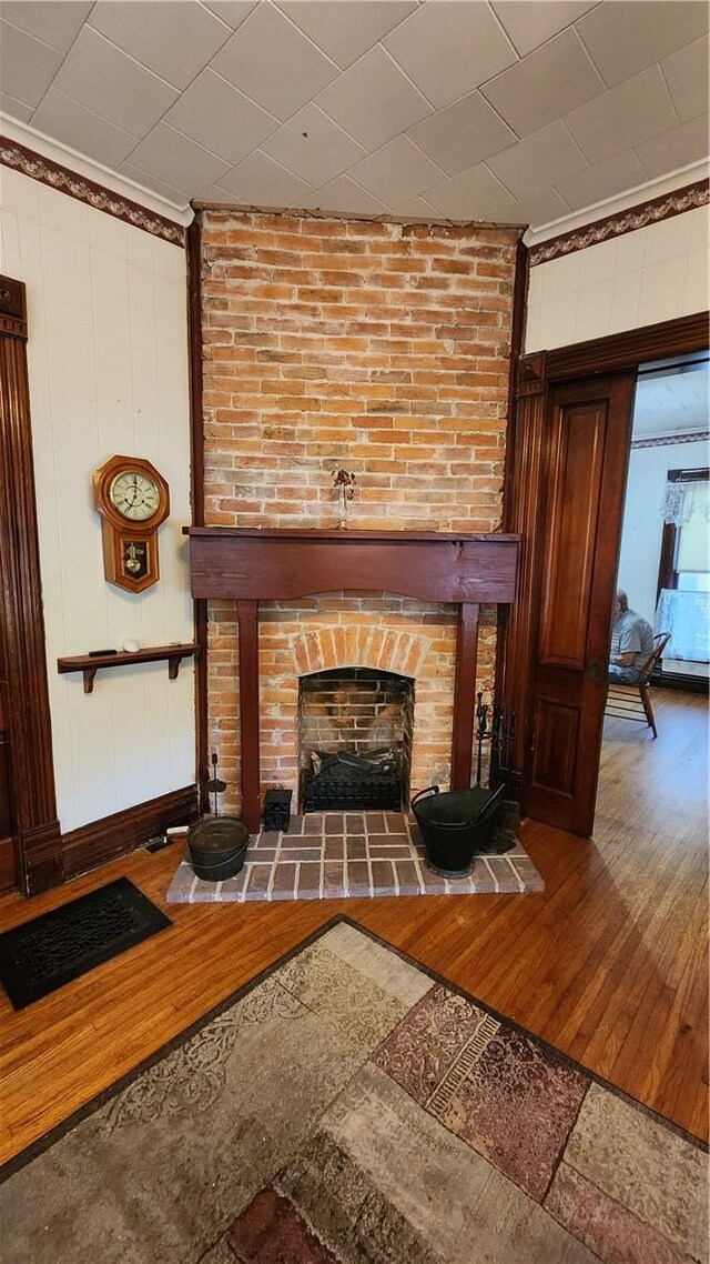 815 Roland Ave, Chariton, IA 50049 - photo 2